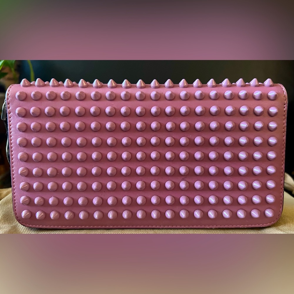 GUC Christian Louboutin Panneton Spike Long Zippy Wallet in Lilac color - Picture 3 of 12